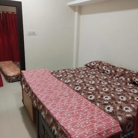 Maa Yatri Niwas Home Stay Ujjain Exterior photo